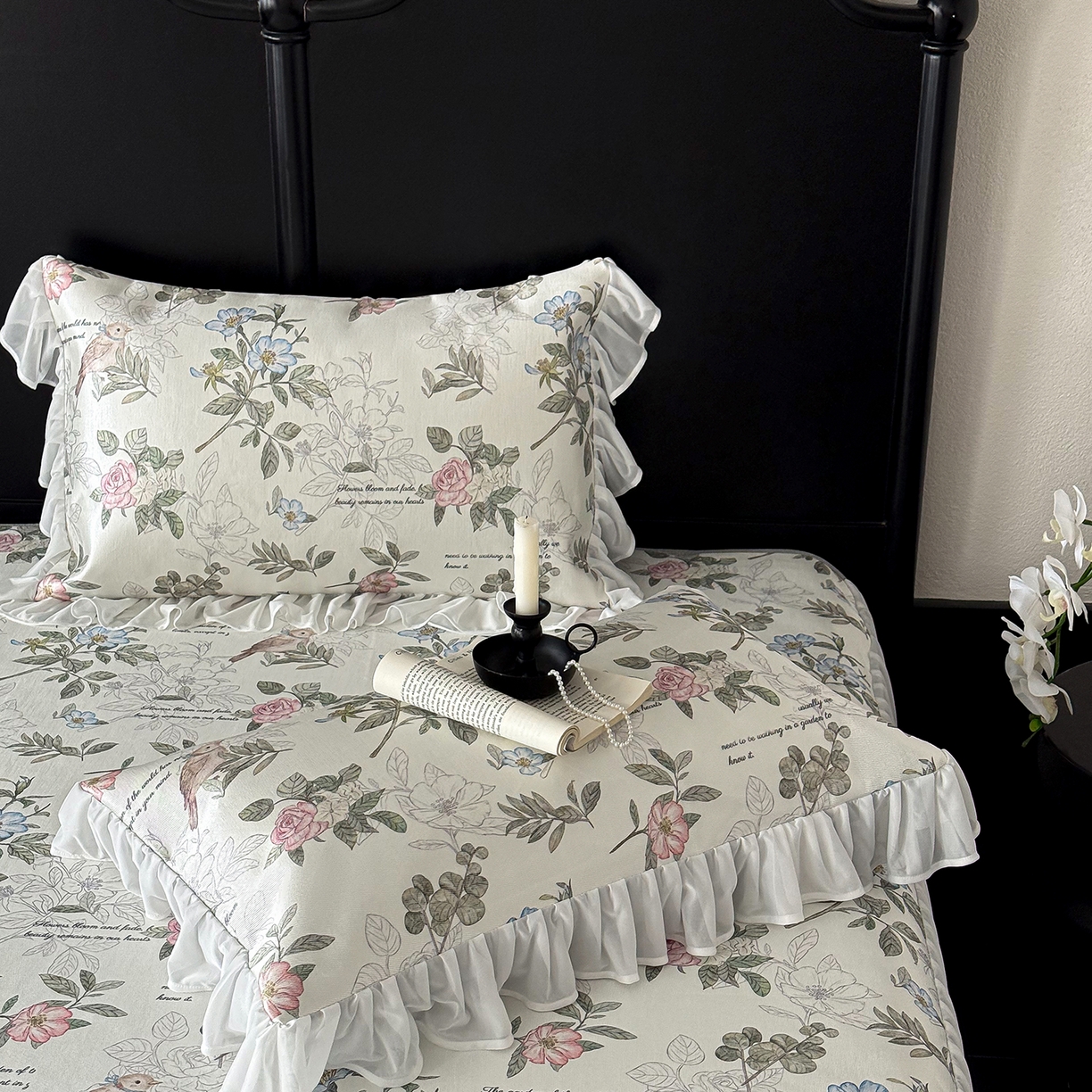 91家纺网 家纺一手货源 找家纺 JUICY 橘滋家纺 2026新款法式复古床裙冰丝席凉席席子 维多利亚花园手扎