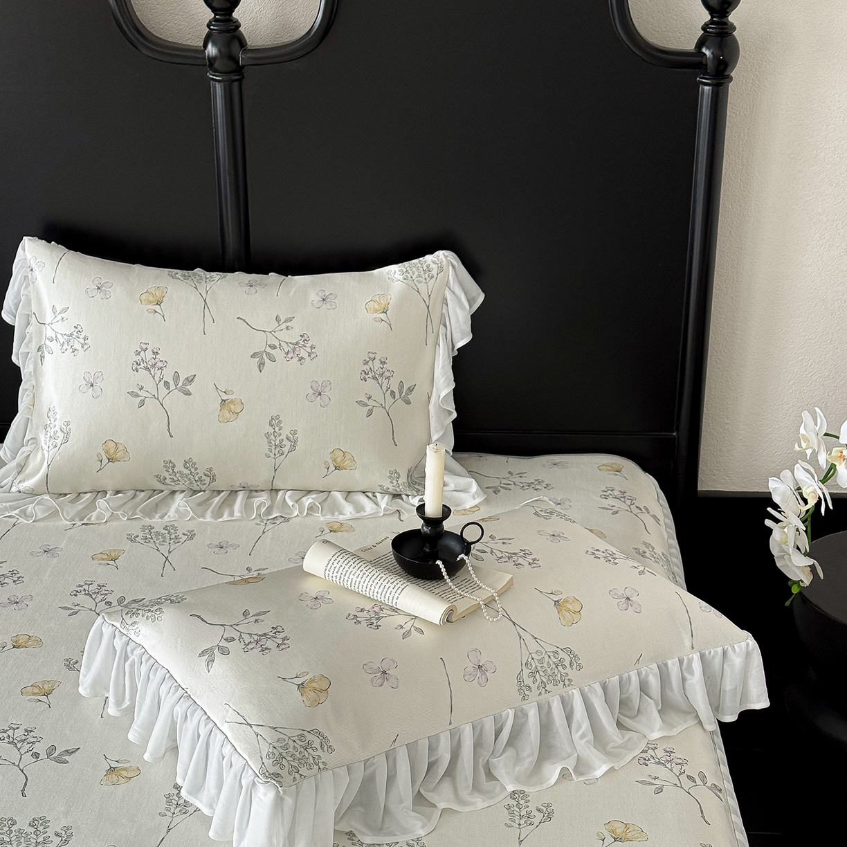 91家纺网 家纺一手货源 找家纺 JUICY 橘滋家纺 2026新款法式复古床裙冰丝席凉席席子 叶间小夜曲