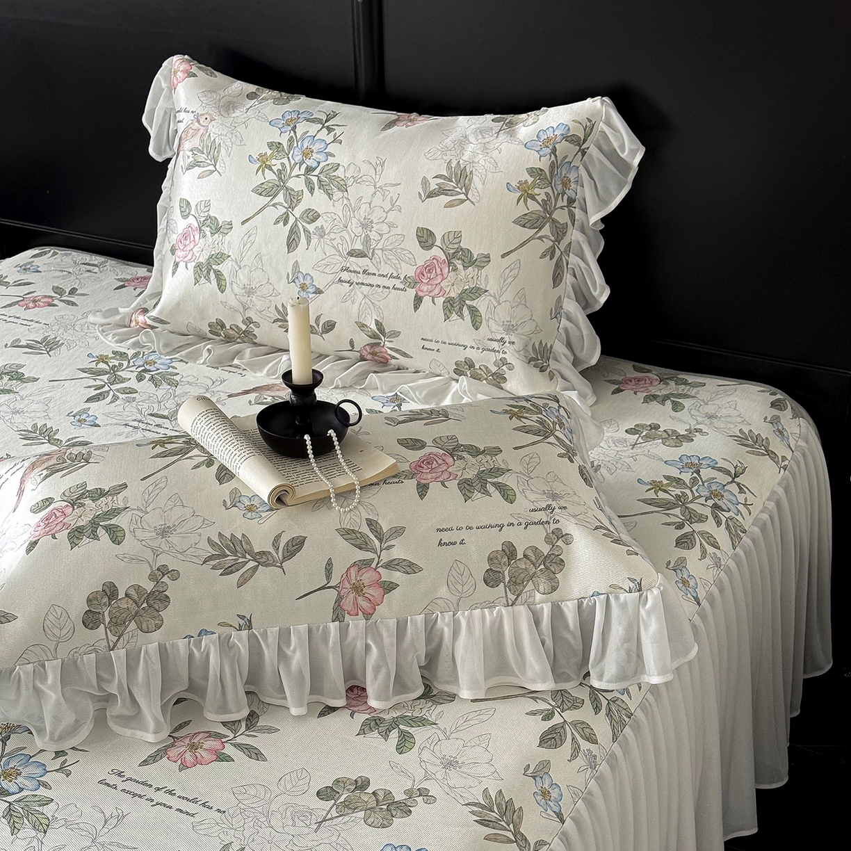 91家纺网 家纺一手货源 找家纺 JUICY 橘滋家纺 2026新款法式复古床裙冰丝席凉席席子 维多利亚花园手扎