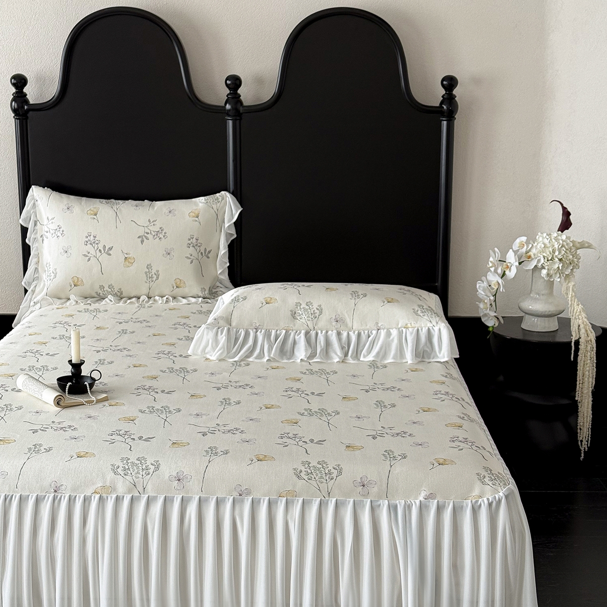 91家纺网 家纺一手货源 找家纺 JUICY 橘滋家纺 2026新款法式复古床裙冰丝席凉席席子 叶间小夜曲