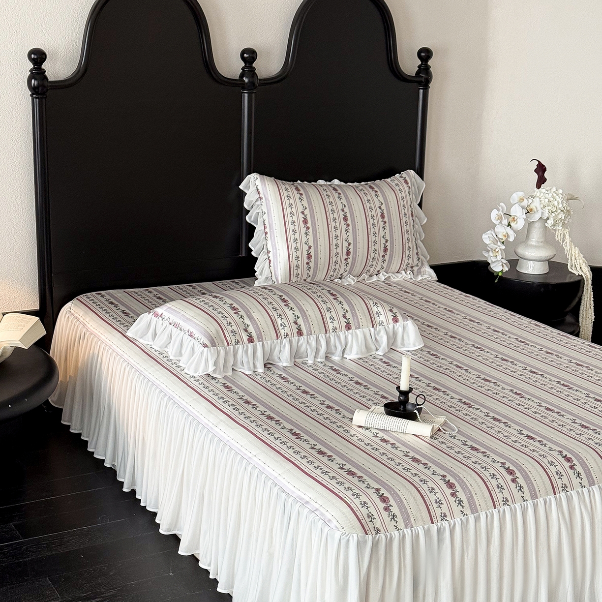 91家纺网 家纺一手货源 找家纺 JUICY 橘滋家纺 2026新款法式复古床裙冰丝席凉席席子 紫藤垂帘