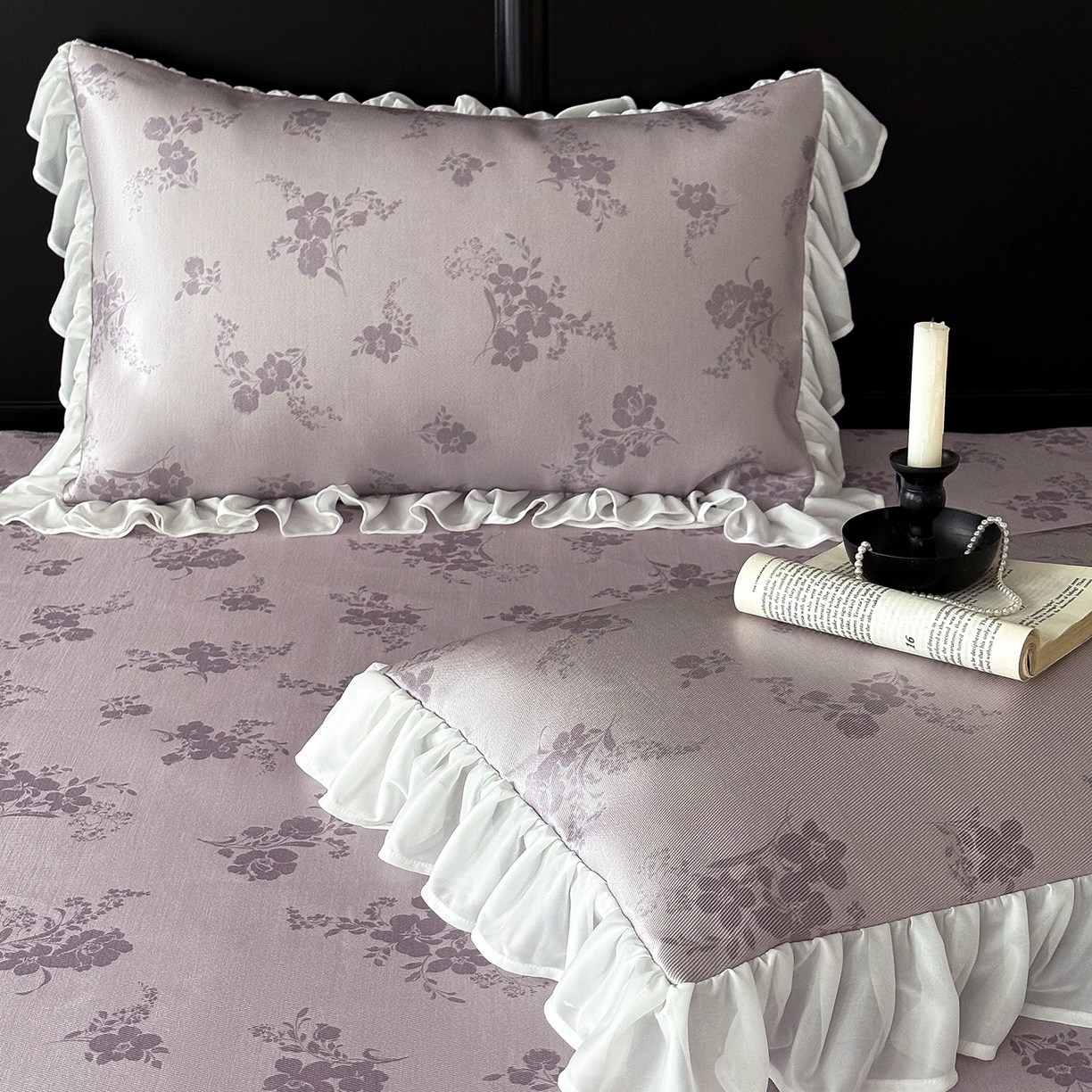 91家纺网 家纺一手货源 找家纺 JUICY 橘滋家纺 2026新款法式复古床裙冰丝席凉席席子 薄暮絮语