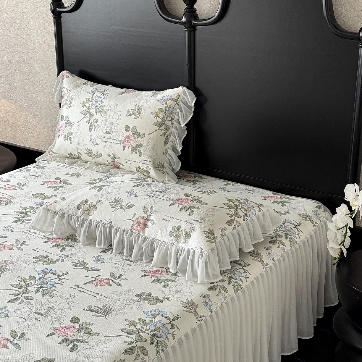 91家纺网 家纺一手货源 找家纺 JUICY 橘滋家纺 2026新款法式复古床裙冰丝席凉席席子 维多利亚花园手扎