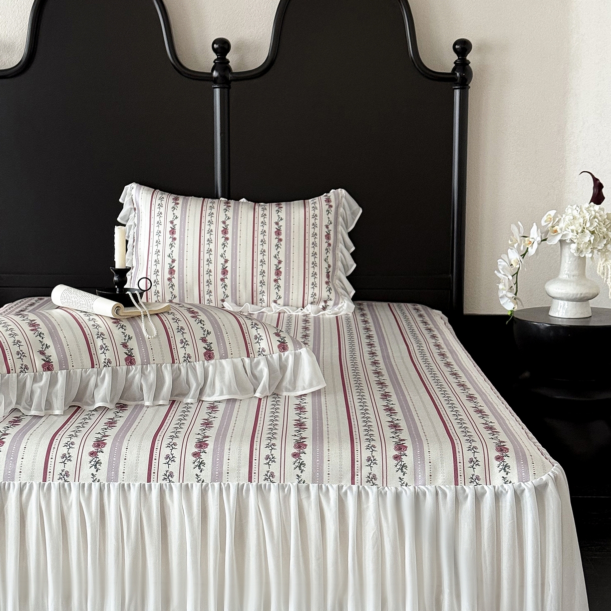 91家纺网 家纺一手货源 找家纺 JUICY 橘滋家纺 2026新款法式复古床裙冰丝席凉席席子 紫藤垂帘