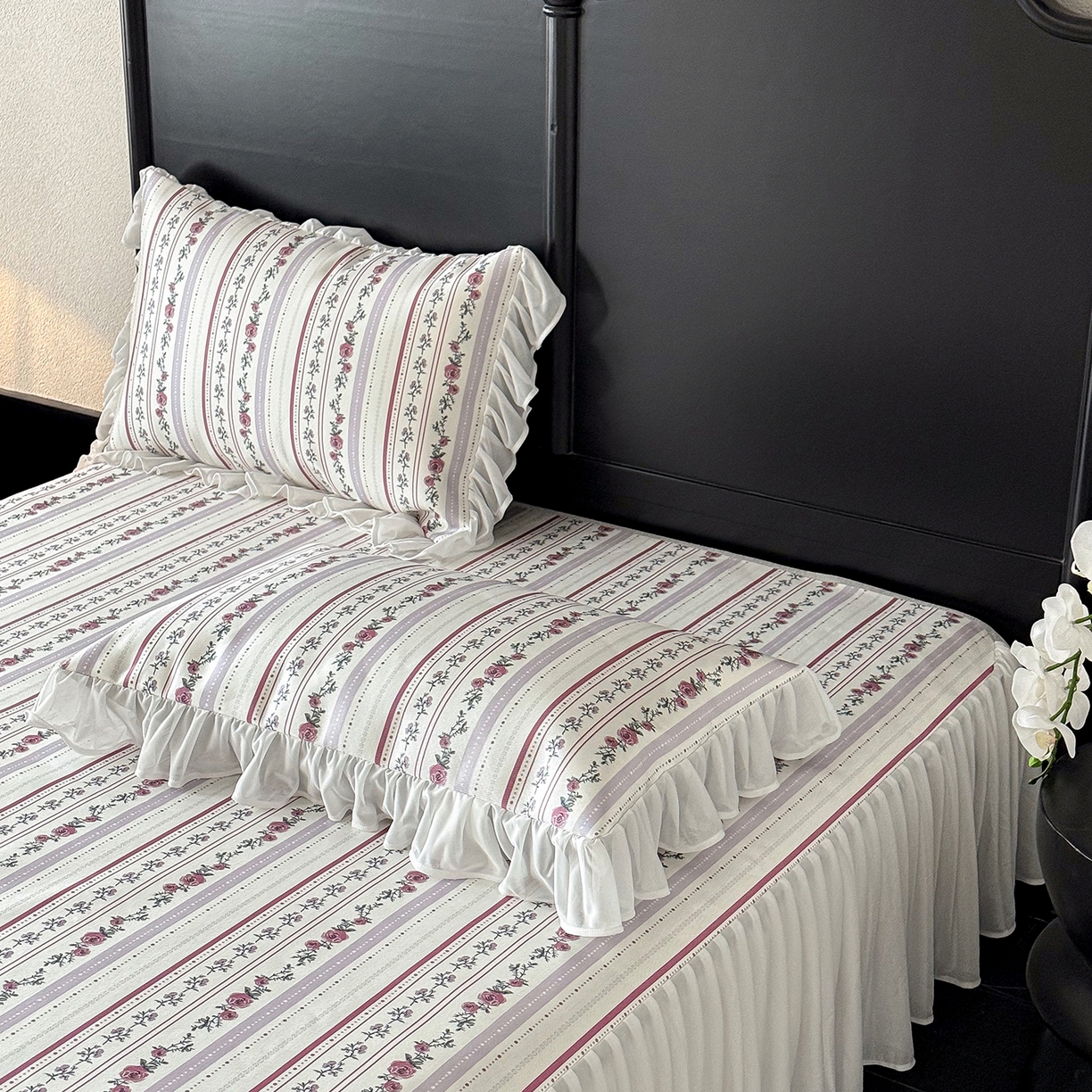 91家纺网 家纺一手货源 找家纺 JUICY 橘滋家纺 2026新款法式复古床裙冰丝席凉席席子 紫藤垂帘