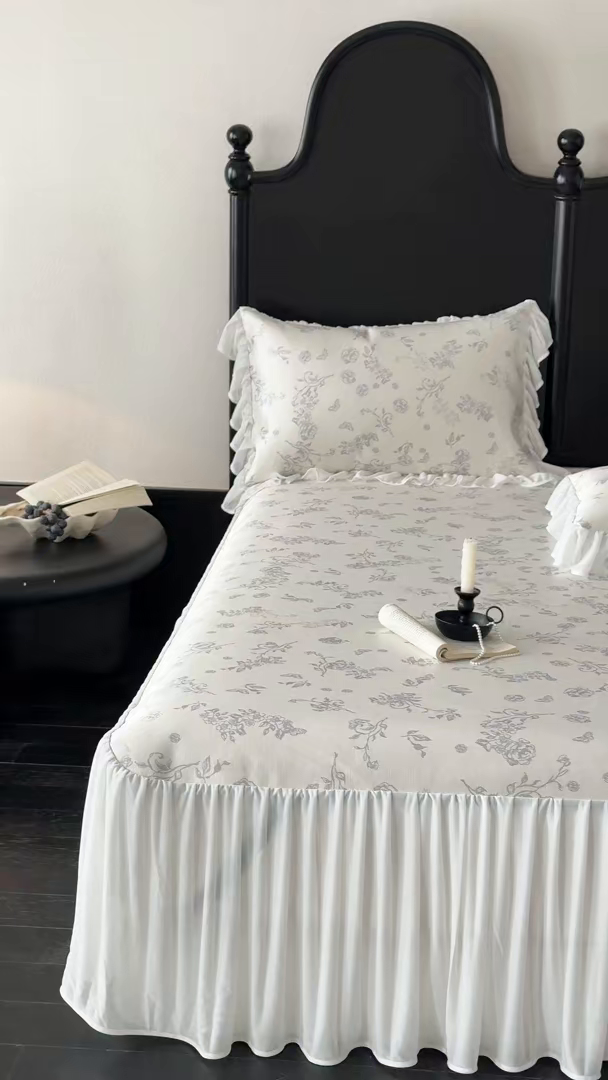 91家纺网 家纺一手货源 找家纺 JUICY 橘滋家纺 2026新款法式复古床裙冰丝席凉席席子 雾绘