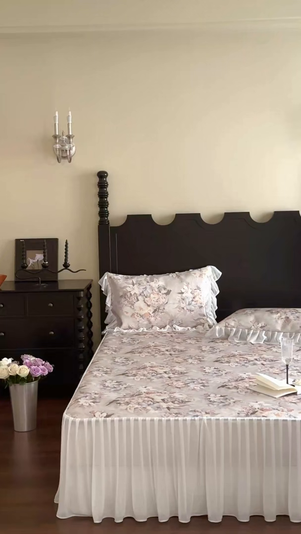 91家纺网 家纺一手货源 找家纺 JUICY 橘滋家纺 2026新款法式复古床裙冰丝席凉席席子 翡冷翠之梦