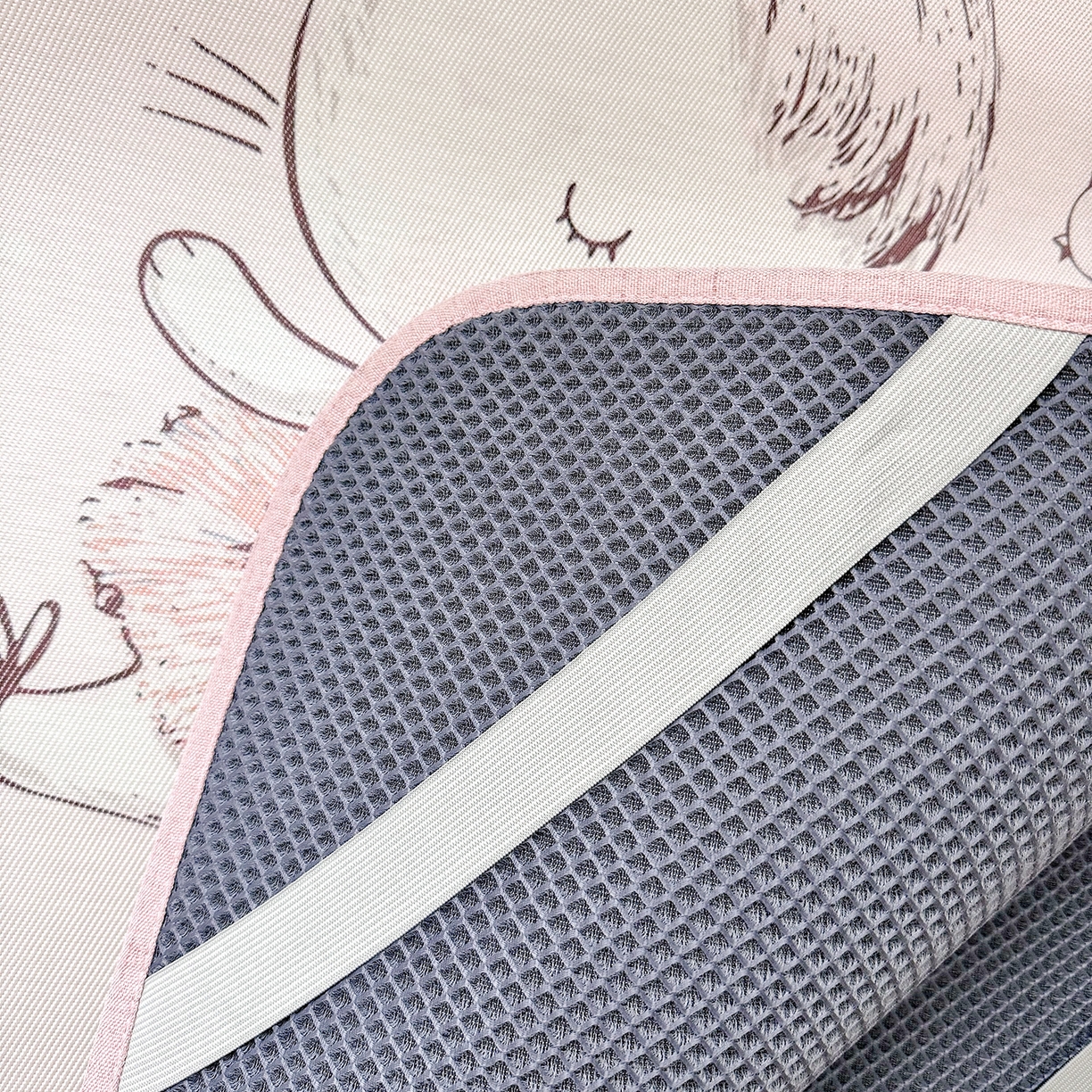 91家纺网 家纺一手货源 找家纺 JUICY 橘滋家纺 2026新款A类北欧简约数码印花婴童冰丝席凉席 芭蕾小兔