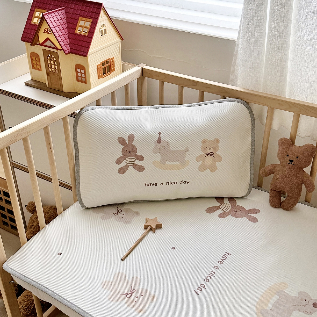 91家纺网 家纺一手货源 找家纺 JUICY 橘滋家纺 2026新款A类北欧简约数码印花婴童冰丝席凉席 木马小熊