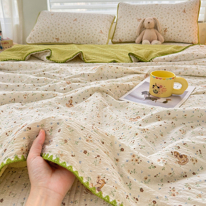 91家纺网 家纺一手货源 找家纺 （总）梵朴 2026新款A类泡芙双层纱贝壳边床盖夏被四件套三角针夏凉被空调被