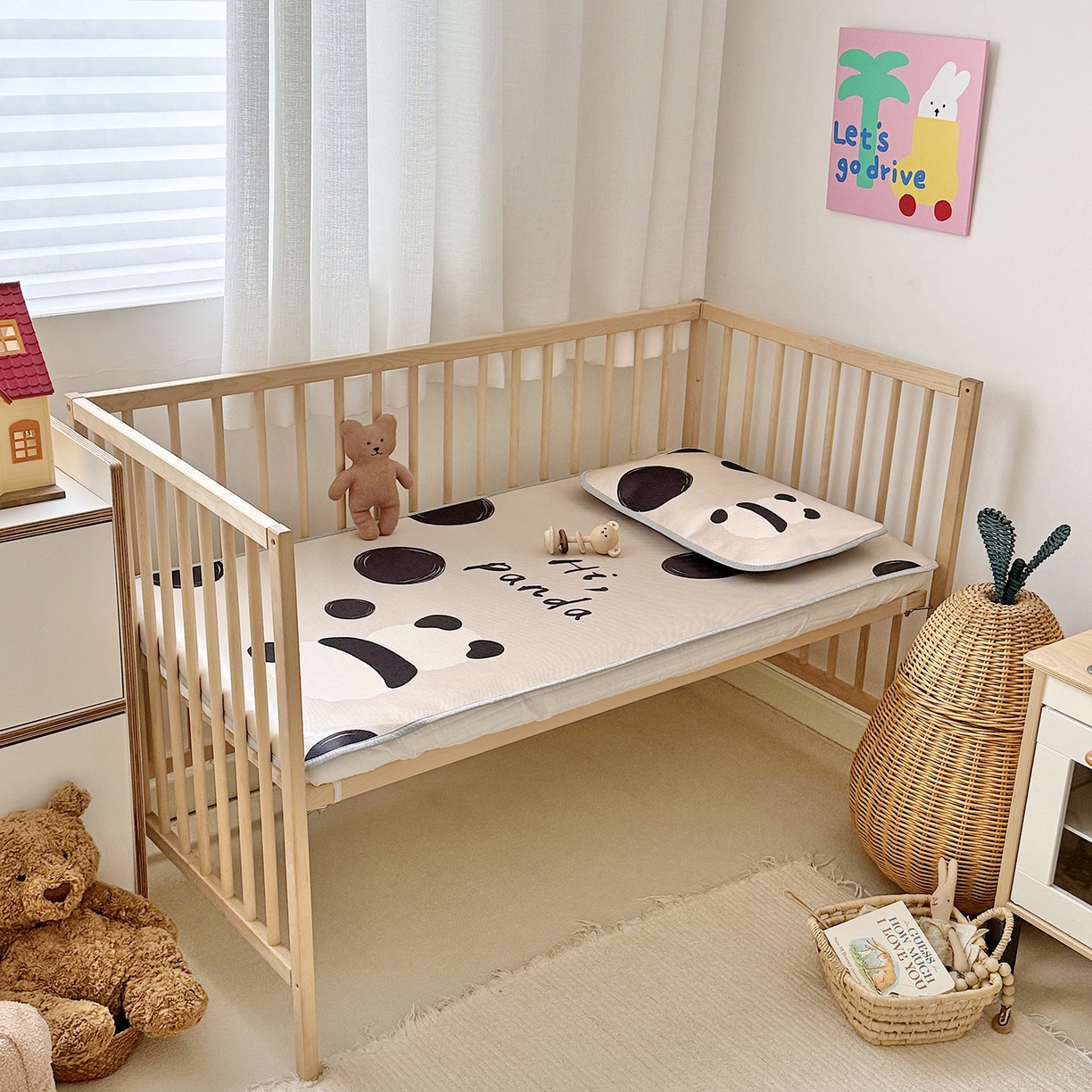 91家纺网 家纺一手货源 找家纺 JUICY 橘滋家纺 2026新款A类北欧简约数码印花婴童冰丝席凉席 嘟嘟熊猫