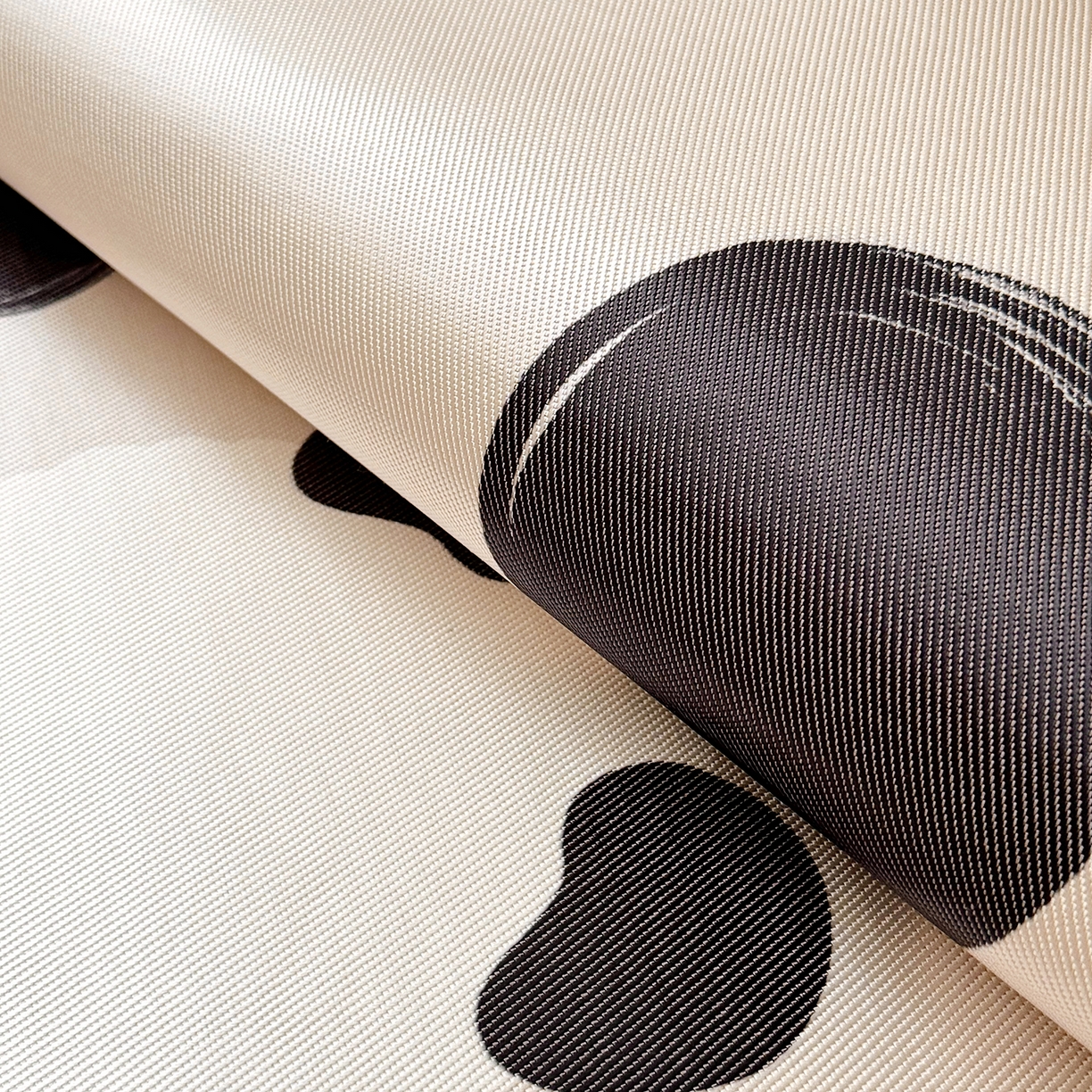 91家纺网 家纺一手货源 找家纺 JUICY 橘滋家纺 2026新款A类北欧简约数码印花婴童冰丝席凉席 嘟嘟熊猫