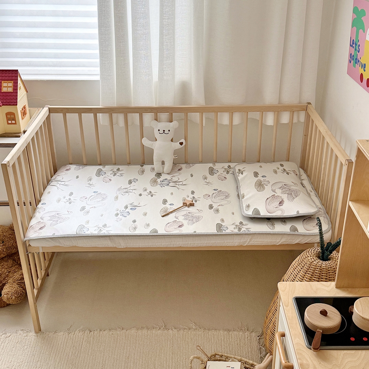 91家纺网 家纺一手货源 找家纺 JUICY 橘滋家纺 2026新款A类北欧简约数码印花婴童冰丝席凉席 野趣