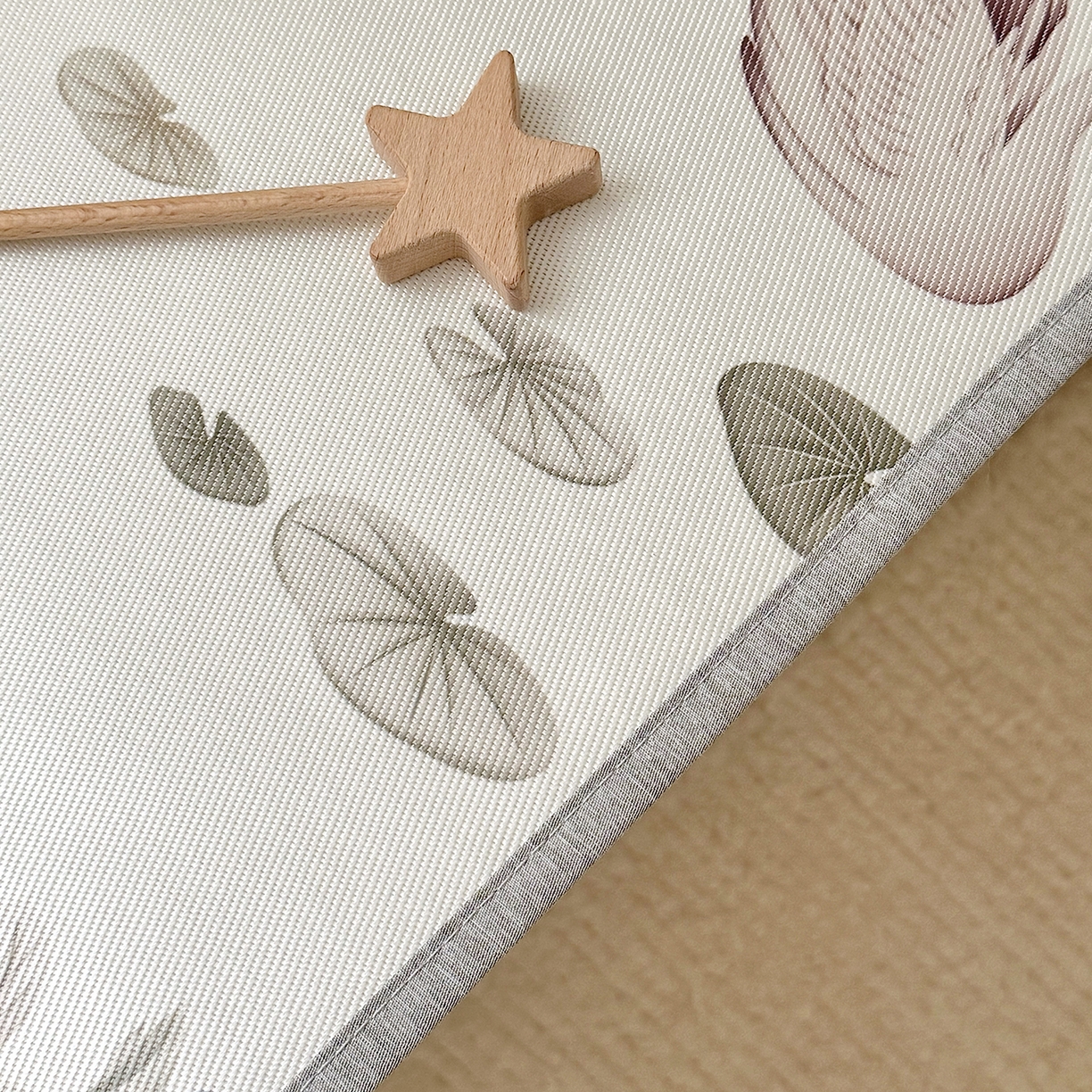 91家纺网 家纺一手货源 找家纺 JUICY 橘滋家纺 2026新款A类北欧简约数码印花婴童冰丝席凉席 野趣