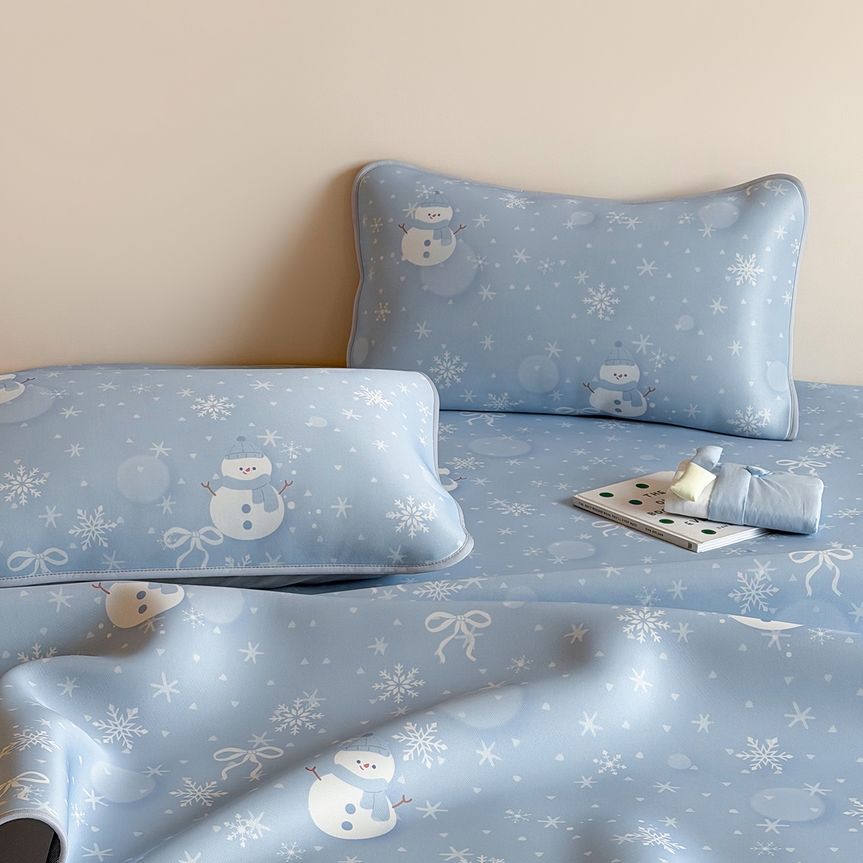 91家纺网 家纺一手货源 找家纺 JUICY 橘滋家纺 2026新款CoolAir沁氧数码印花冰感软凉席 蓝梦精灵-平席款