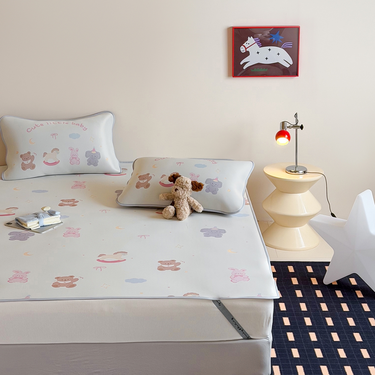 91家纺网 家纺一手货源 找家纺 JUICY 橘滋家纺 2026新款CoolAir沁氧数码印花冰感软凉席 动物寓言集-平席款