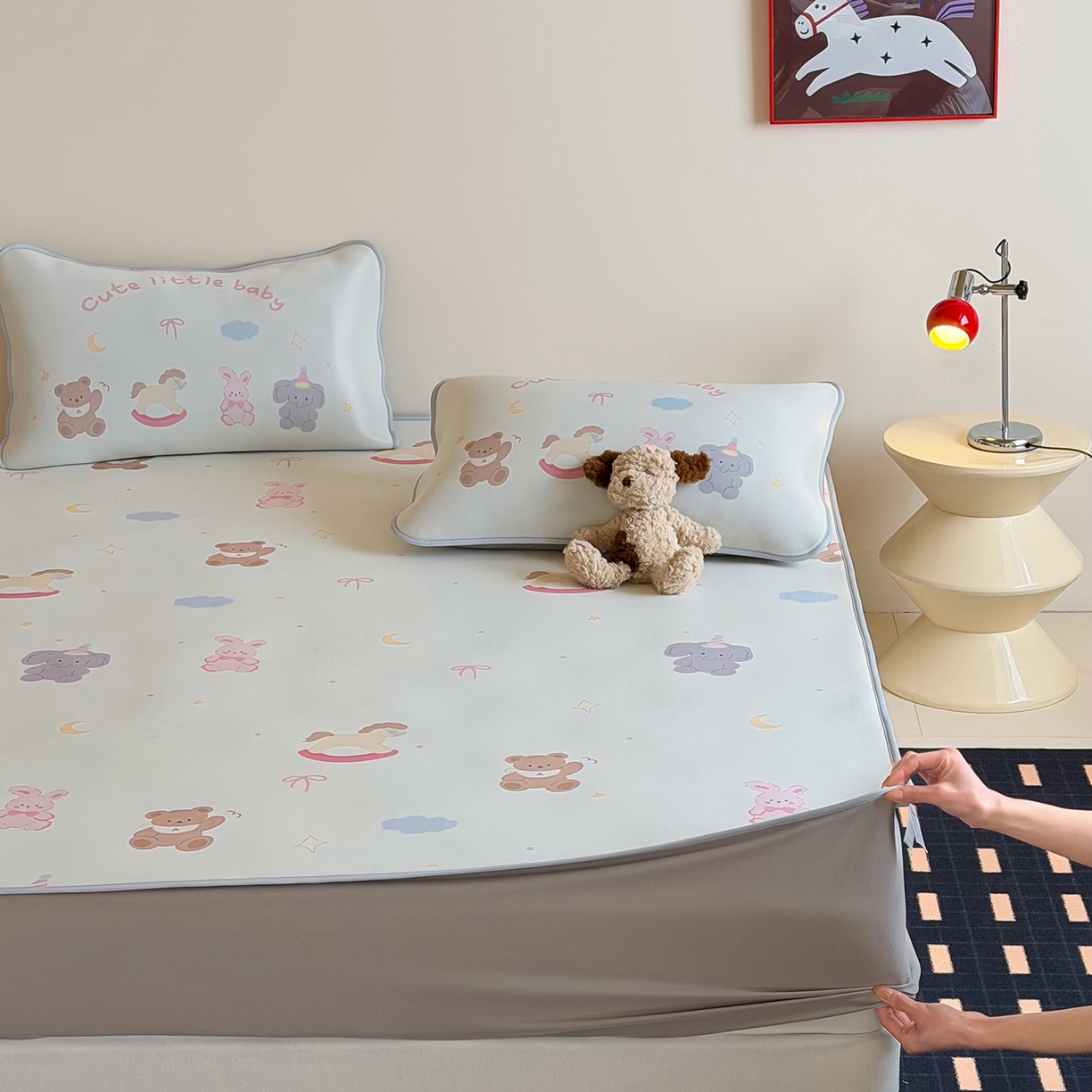 91家纺网 家纺一手货源 找家纺 JUICY 橘滋家纺 2026新款CoolAir沁氧数码印花冰感软凉席 动物寓言集-床笠款