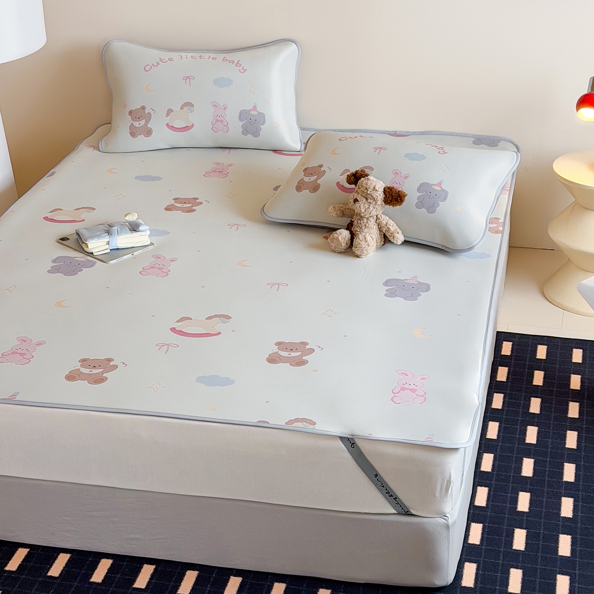 91家纺网 家纺一手货源 找家纺 JUICY 橘滋家纺 2026新款CoolAir沁氧数码印花冰感软凉席 动物寓言集-平席款