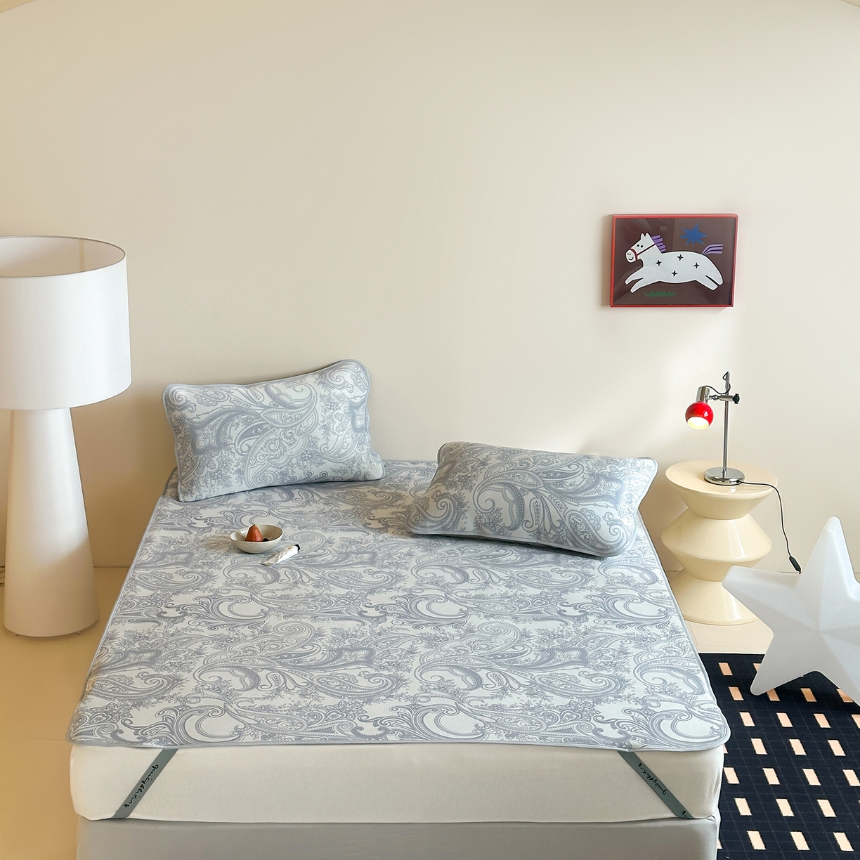 91家纺网 家纺一手货源 找家纺 JUICY 橘滋家纺 2026新款CoolAir沁氧数码印花冰感软凉席 佩斯利-平席款