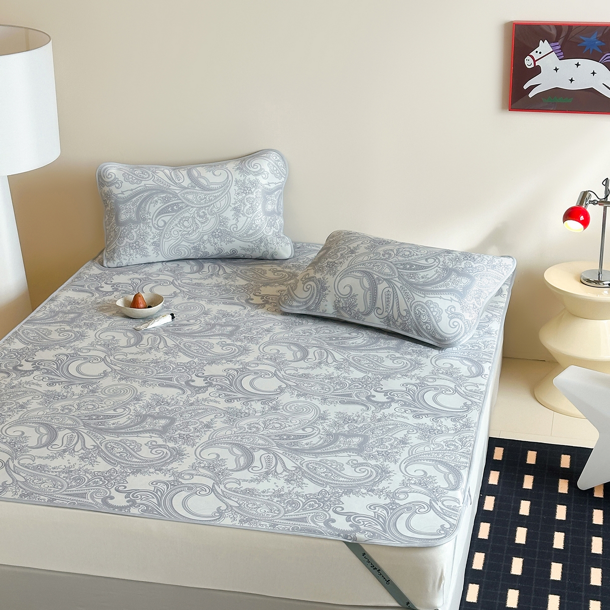 91家纺网 家纺一手货源 找家纺 JUICY 橘滋家纺 2026新款CoolAir沁氧数码印花冰感软凉席 佩斯利-平席款