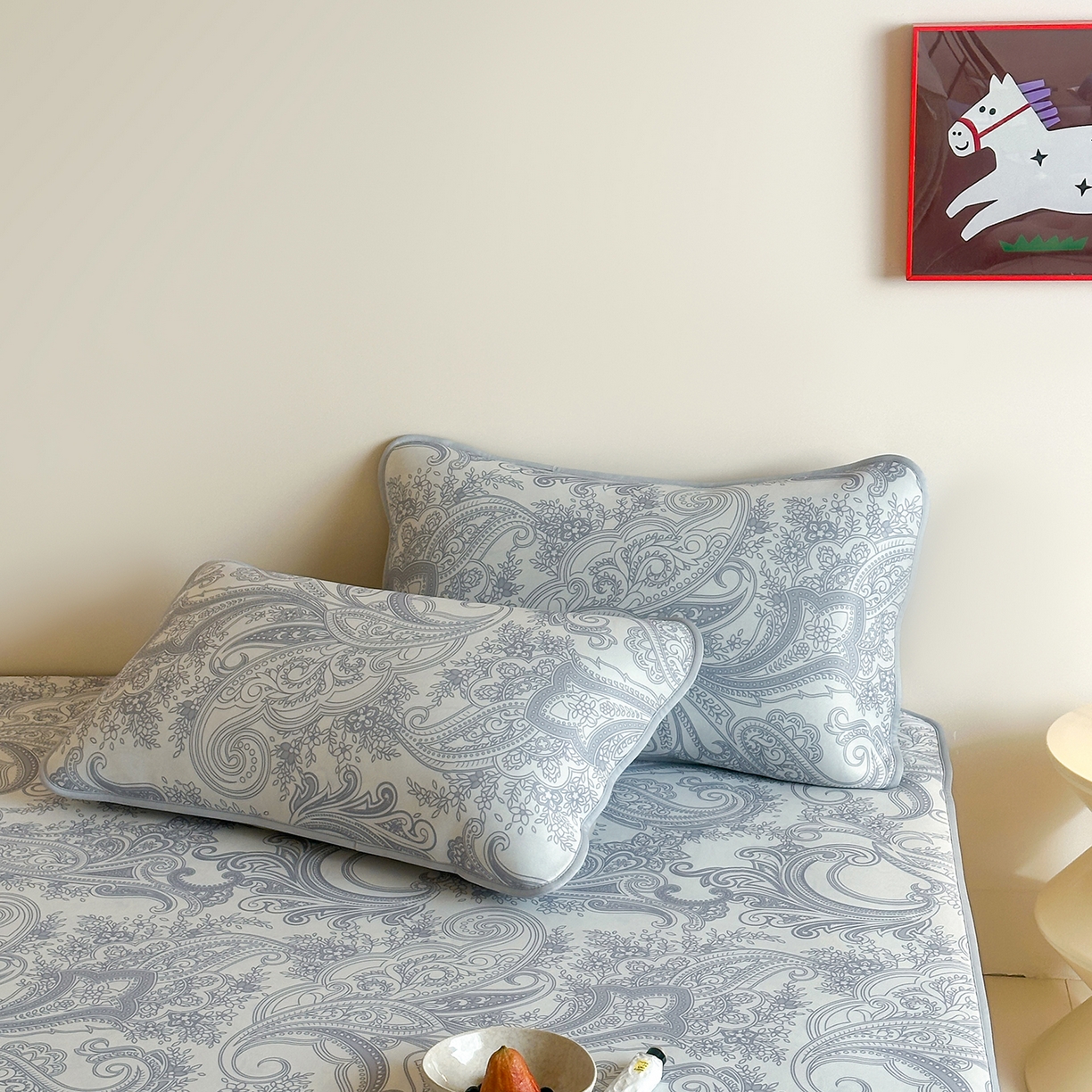 91家纺网 家纺一手货源 找家纺 JUICY 橘滋家纺 2026新款CoolAir沁氧数码印花冰感软凉席 佩斯利-平席款