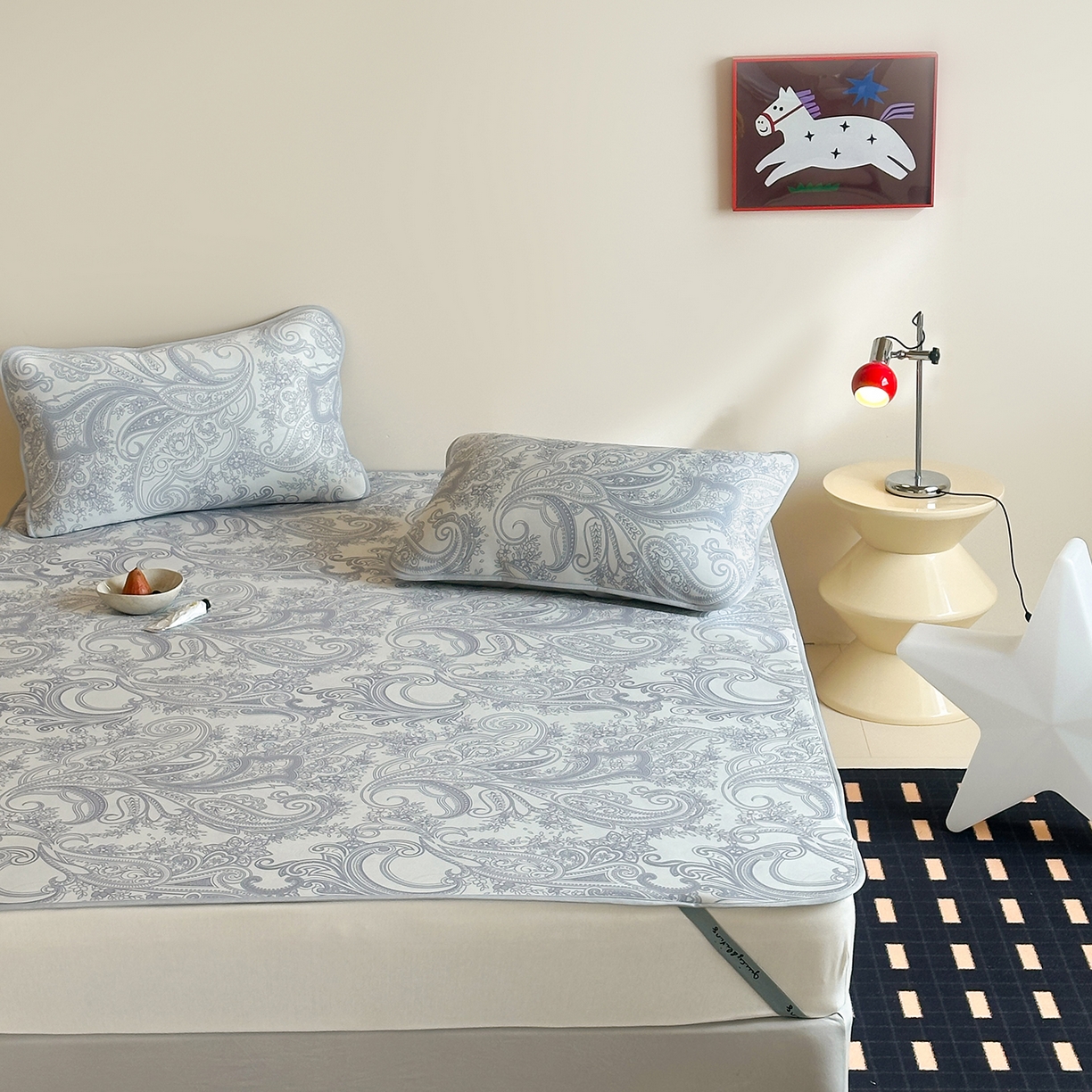 91家纺网 家纺一手货源 找家纺 JUICY 橘滋家纺 2026新款CoolAir沁氧数码印花冰感软凉席 佩斯利-平席款