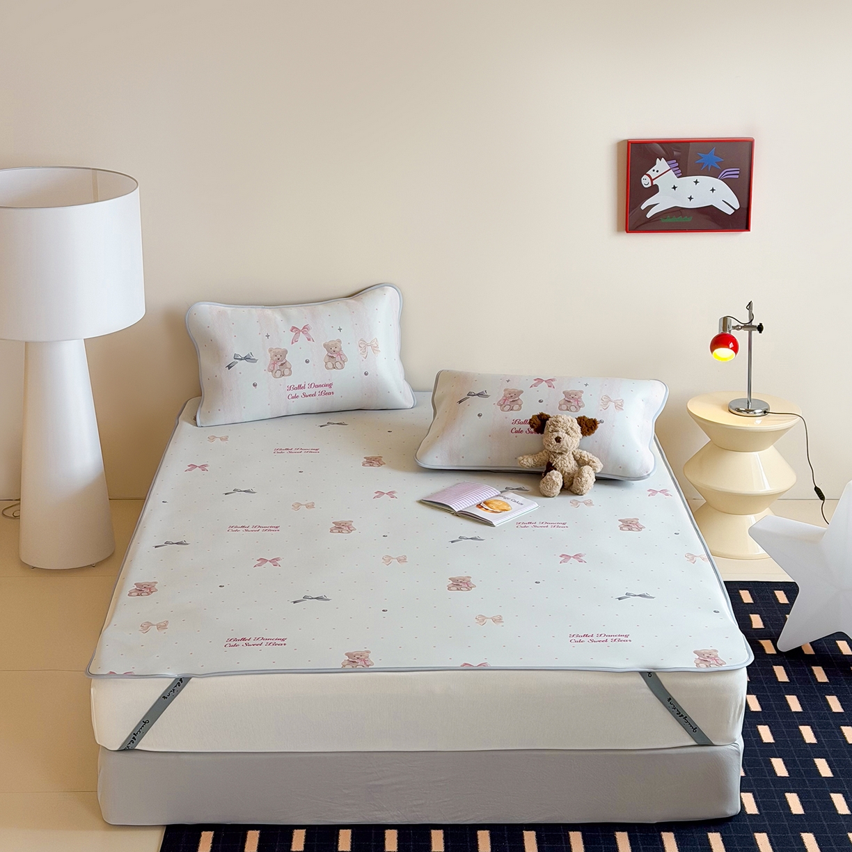 91家纺网 家纺一手货源 找家纺 JUICY 橘滋家纺 2026新款CoolAir沁氧数码印花冰感软凉席 珍珠小熊-平席款