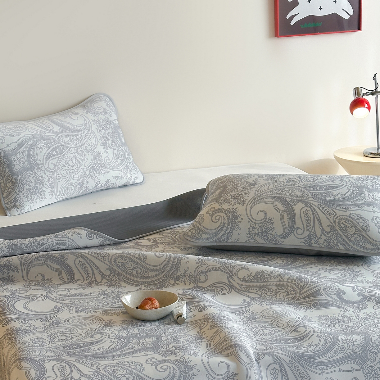 91家纺网 家纺一手货源 找家纺 JUICY 橘滋家纺 2026新款CoolAir沁氧数码印花冰感软凉席 佩斯利-平席款