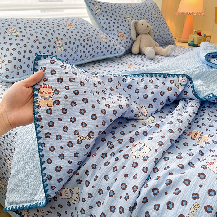 91家纺网 家纺一手货源 找家纺 梵朴 2026新款A类泡芙双层纱贝壳边床盖夏被四件套三角针夏凉被空调被 豹纹泡芙狗