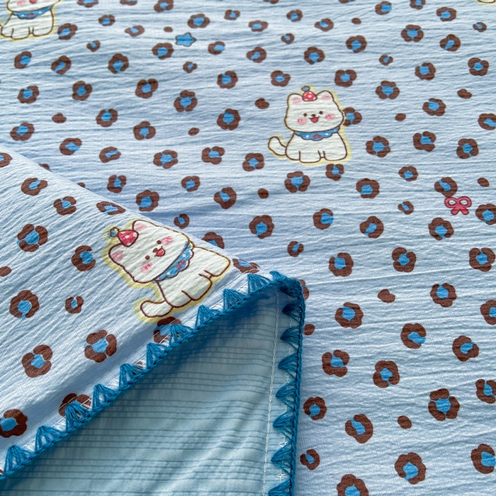 91家纺网 家纺一手货源 找家纺 梵朴 2026新款A类泡芙双层纱贝壳边床盖夏被四件套三角针夏凉被空调被 豹纹泡芙狗