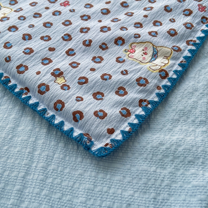 91家纺网 家纺一手货源 找家纺 梵朴 2026新款A类泡芙双层纱贝壳边床盖夏被四件套三角针夏凉被空调被 豹纹泡芙狗