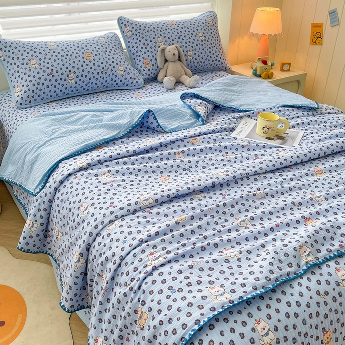 91家纺网 家纺一手货源 找家纺 梵朴 2026新款A类泡芙双层纱贝壳边床盖夏被四件套三角针夏凉被空调被 豹纹泡芙狗