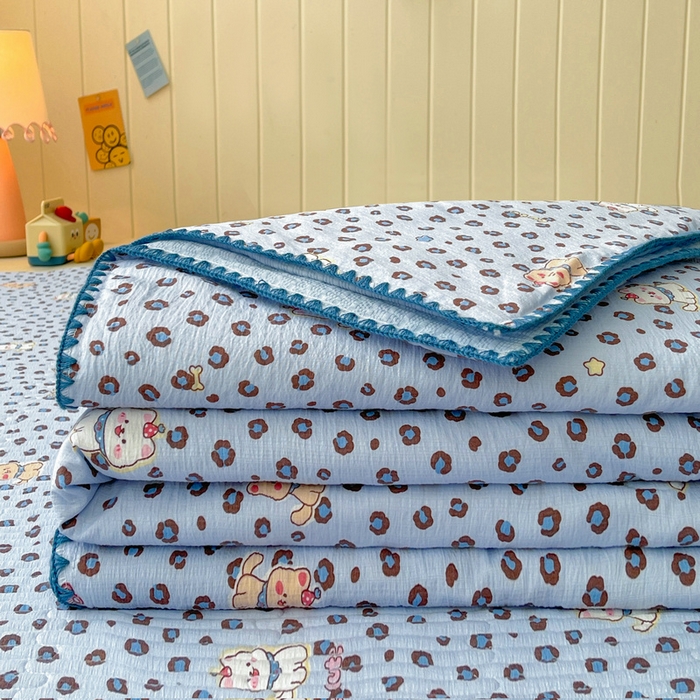 91家纺网 家纺一手货源 找家纺 梵朴 2026新款A类泡芙双层纱贝壳边床盖夏被四件套三角针夏凉被空调被 豹纹泡芙狗