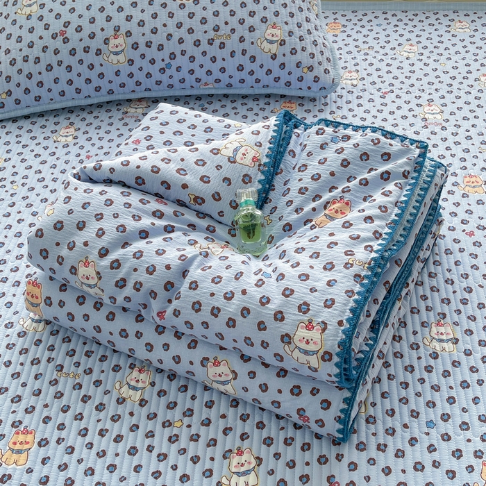 91家纺网 家纺一手货源 找家纺 梵朴 2026新款A类泡芙双层纱贝壳边床盖夏被四件套三角针夏凉被空调被 豹纹泡芙狗