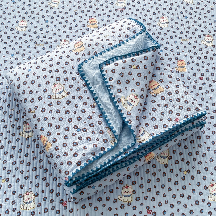 91家纺网 家纺一手货源 找家纺 梵朴 2026新款A类泡芙双层纱贝壳边床盖夏被四件套三角针夏凉被空调被 豹纹泡芙狗