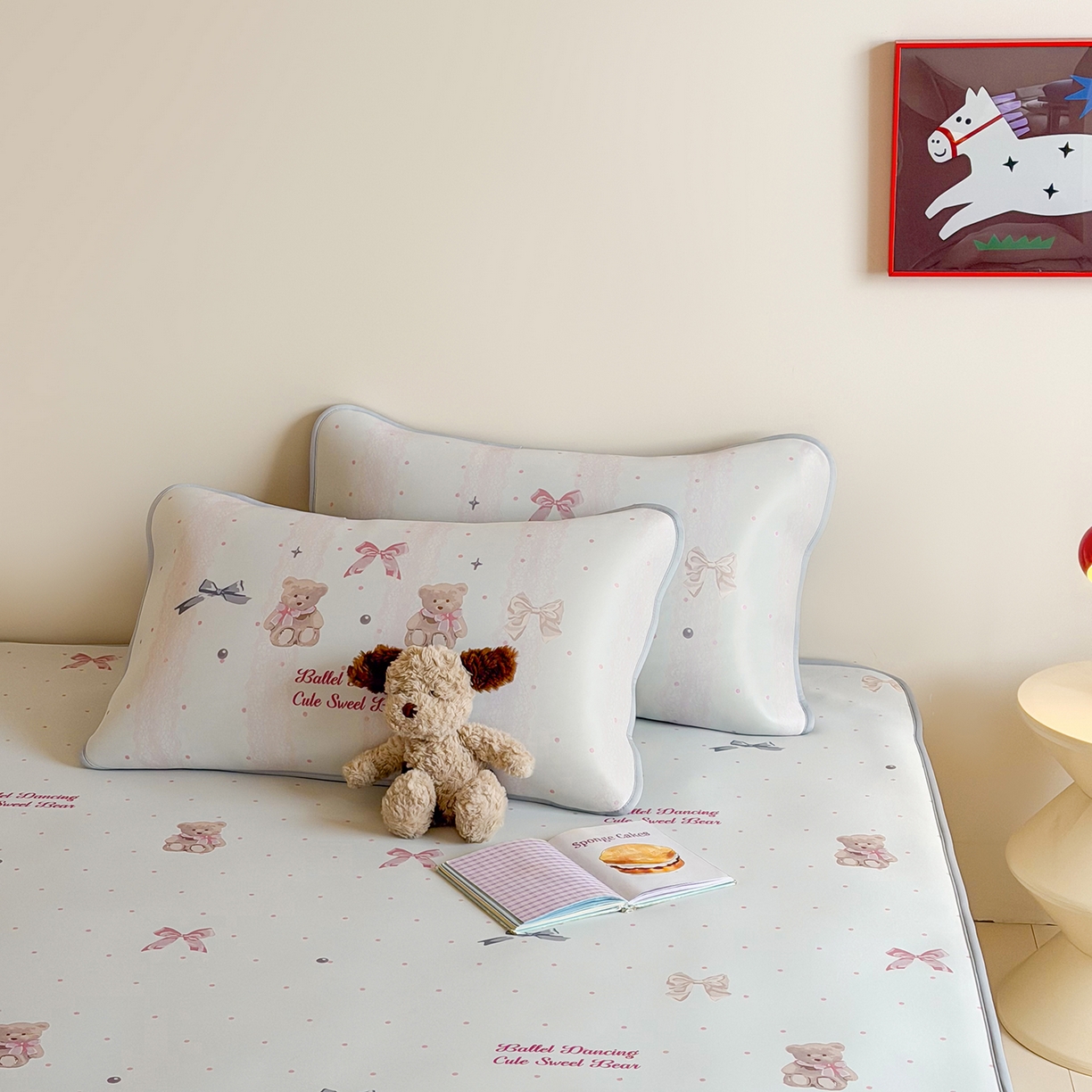 91家纺网 家纺一手货源 找家纺 JUICY 橘滋家纺 2026新款CoolAir沁氧数码印花冰感软凉席 珍珠小熊-平席款