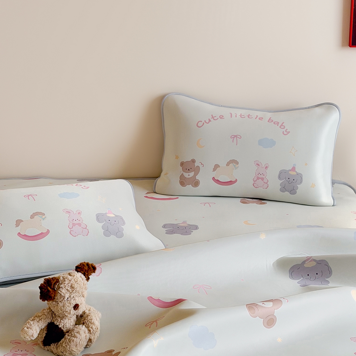 91家纺网 家纺一手货源 找家纺 JUICY 橘滋家纺 2026新款CoolAir沁氧数码印花冰感软凉席 动物寓言集-平席款