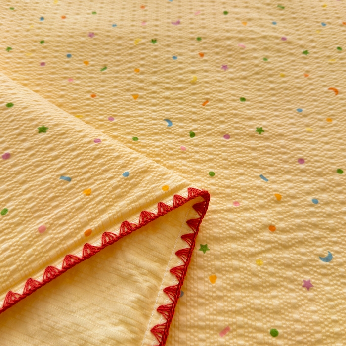 91家纺网 家纺一手货源 找家纺 梵朴 2026新款A类泡芙双层纱贝壳边床盖夏被四件套三角针夏凉被空调被 璀璨星空