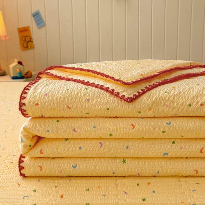 91家纺网 家纺一手货源 找家纺 梵朴 2026新款A类泡芙双层纱贝壳边床盖夏被四件套三角针夏凉被空调被 璀璨星空