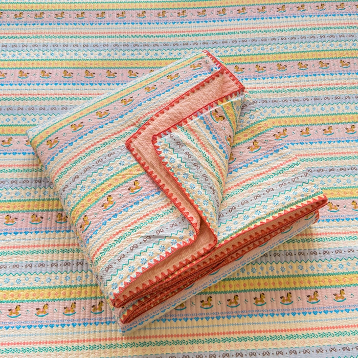 91家纺网 家纺一手货源 找家纺 梵朴 2026新款A类泡芙双层纱贝壳边床盖夏被四件套三角针夏凉被空调被 费尔岛木马