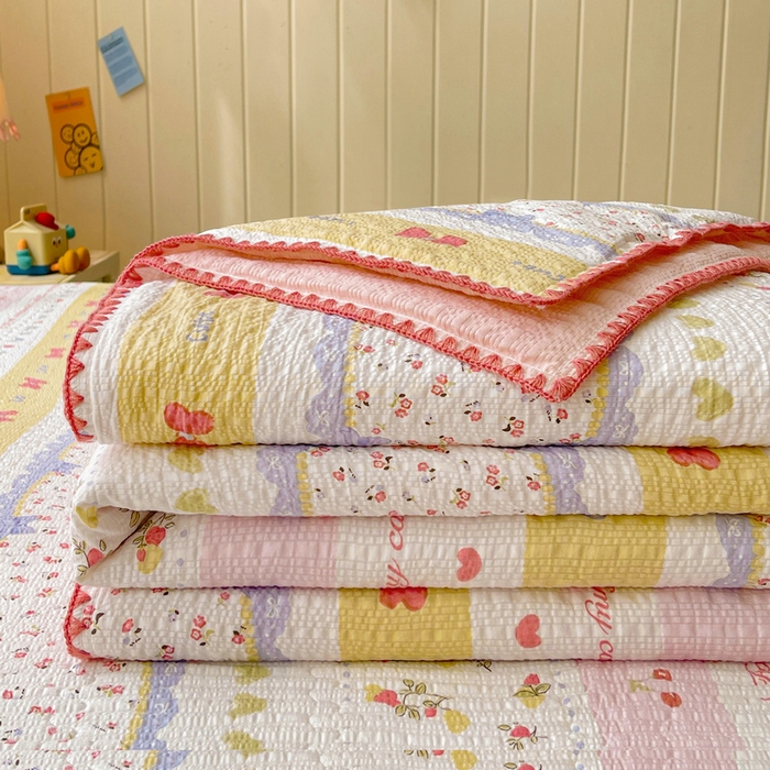 91家纺网 家纺一手货源 找家纺 梵朴 2026新款A类泡芙双层纱贝壳边床盖夏被四件套三角针夏凉被空调被 蝴蝶结小兔