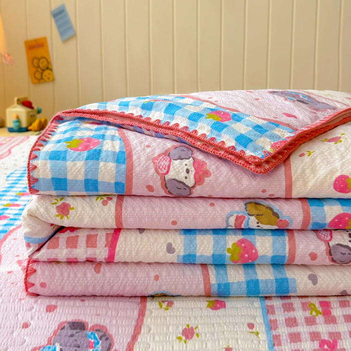 91家纺网 家纺一手货源 找家纺 梵朴 2026新款A类泡芙双层纱贝壳边床盖夏被四件套三角针夏凉被空调被 快乐小狗