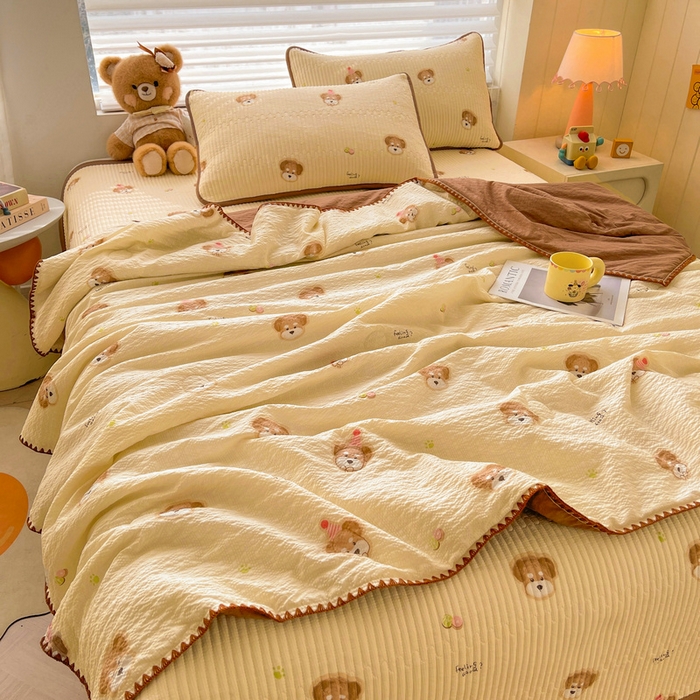 91家纺网 家纺一手货源 找家纺 梵朴 2026新款A类泡芙双层纱贝壳边床盖夏被四件套三角针夏凉被空调被 萌宠