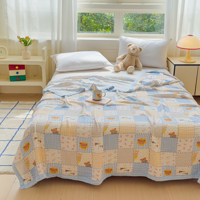 91家纺网 家纺一手货源 找家纺 乐家毛巾被（工厂自产自销） 2026新款全棉纯棉六层一体超柔泡泡纱多功能毯 格子小熊