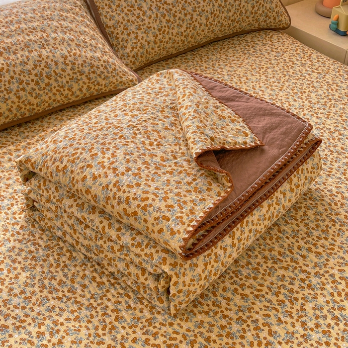 91家纺网 家纺一手货源 找家纺 梵朴 2026新款A类泡芙双层纱贝壳边床盖夏被四件套三角针夏凉被空调被 暖蔷枝