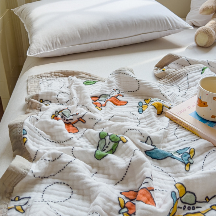 91家纺网 家纺一手货源 找家纺 乐家毛巾被（工厂自产自销） 2026新款全棉纯棉六层一体超柔泡泡纱多功能毯 卡通飞机