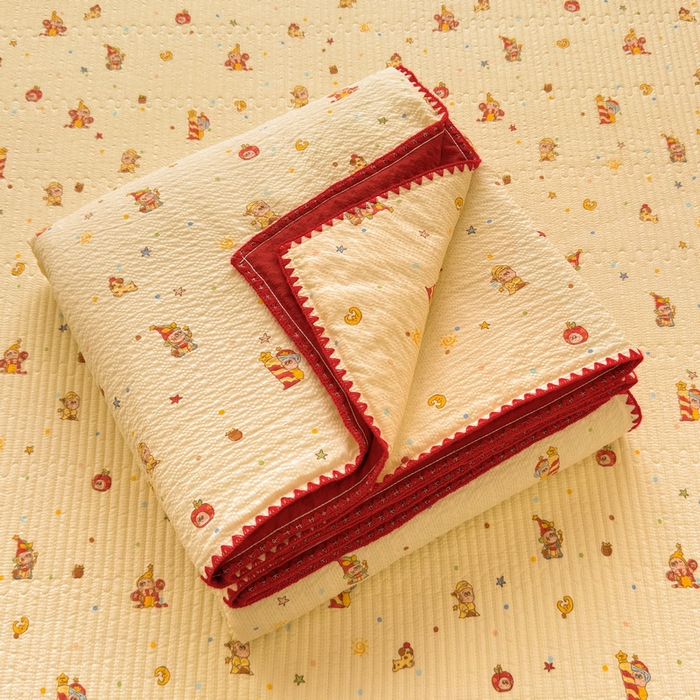 91家纺网 家纺一手货源 找家纺 梵朴 2026新款A类泡芙双层纱贝壳边床盖夏被四件套三角针夏凉被空调被 星星玩偶黄