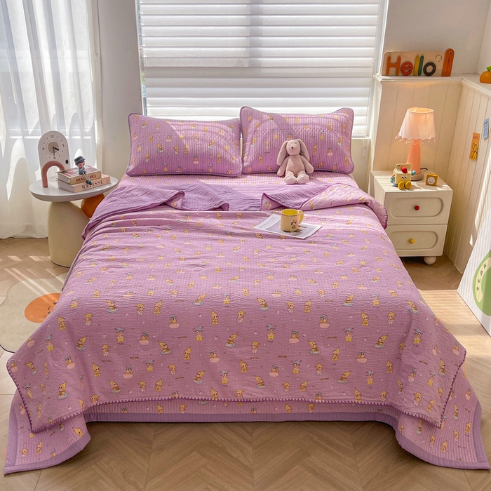 91家纺网 家纺一手货源 找家纺 梵朴 2026新款A类泡芙双层纱贝壳边床盖夏被四件套三角针夏凉被空调被 星星玩偶紫