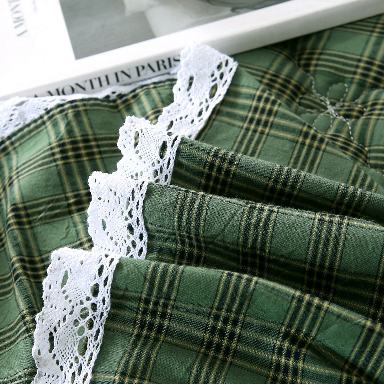 91家纺网 家纺一手货源 找家纺 欧妮家纺 2026新款无印全棉水洗棉夹棉单床裙-三件套 全棉夹棉床裙重楼绿