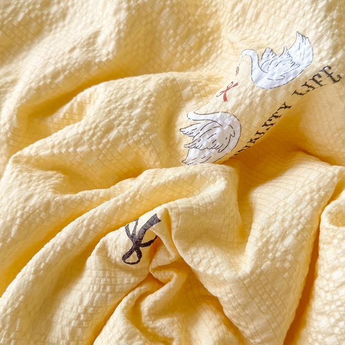 91家纺网 家纺一手货源 找家纺 （总）韩约家纺 2026新款法式大花边床盖款泡芙棉夏凉被空调被四件套